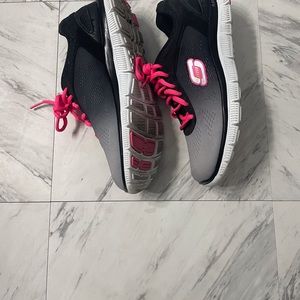 SKECHERS Gel Top Dual Density trainers